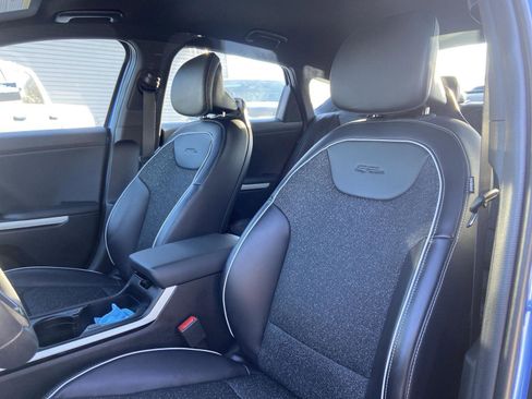 Used 2025 Kia K4 GT-Line image 25