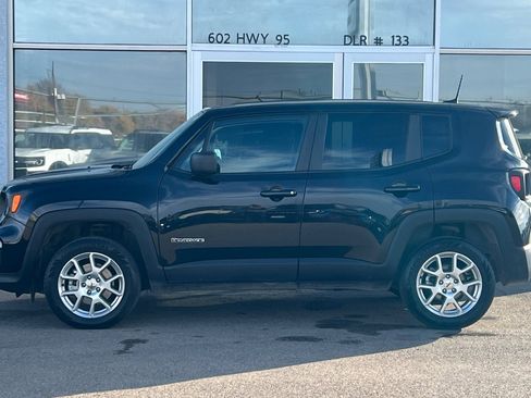 Used 2023 Jeep Renegade Latitude image 7