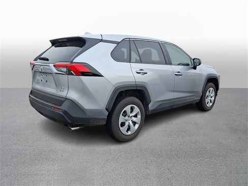 Used 2025 Toyota RAV4 LE image 4