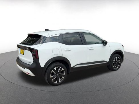 Used 2026 Nissan Kicks SV w/ Cold Weather Package AWD/4WD image 12