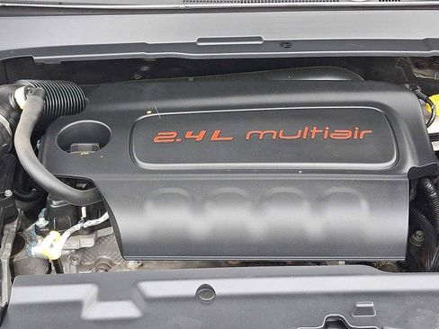 Used 2022 Jeep Compass Limited image 28