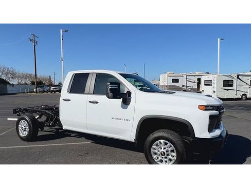 New 2026 Chevrolet Silverado 2500 W/T w/ WT Convenience Package image 2