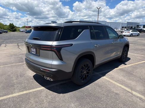 New 2026 Chevrolet Traverse LT w/ Midnight/Sport Edition AWD/4WD image 5