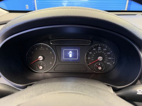 Used 2017 Kia Sorento FWD image 16