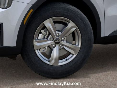 New 2026 Kia Sorento LX image 11
