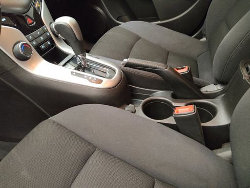 Used 2016 Chevrolet Cruze LT w/ Enhanced Safety Package FWD image 26