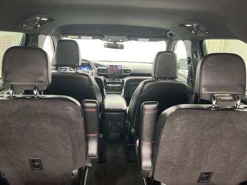 Used 2022 Ford Explorer ST-Line image 10