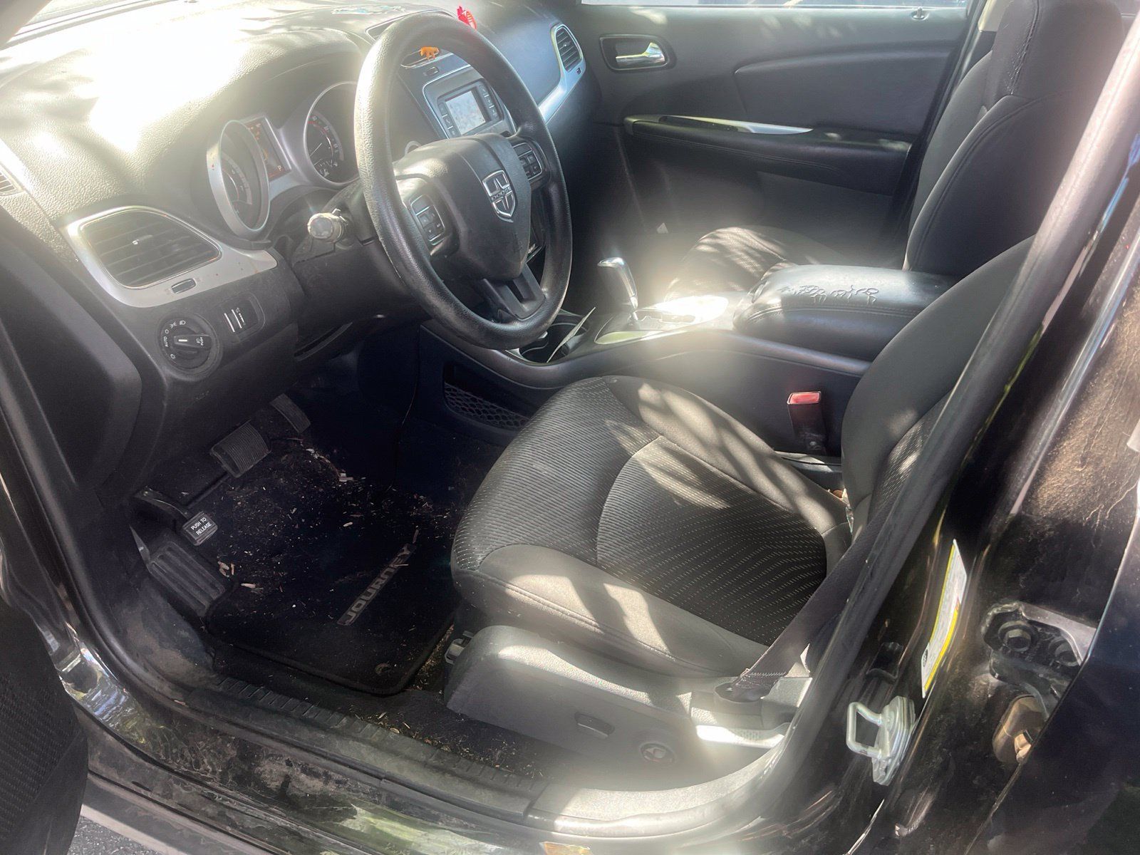 Used 2017 Dodge Journey SXT w/ Comfort/Convenience Group AWD/4WD image 8