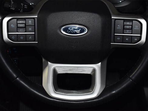 Used 2024 Ford Expedition Limited image 26
