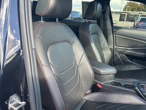 Used 2021 Volkswagen Jetta GLI Autobahn image 24