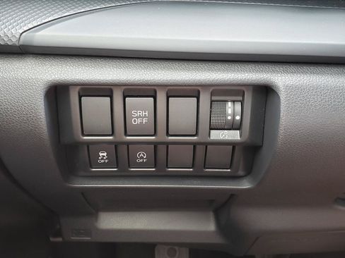 Used 2023 Subaru Forester AWD/4WD image 19