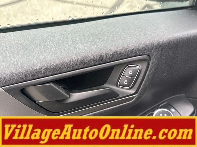 Used 2023 Ford Escape Active AWD/4WD image 12