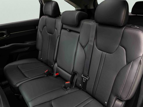 Certified 2026 Kia Sorento S w/ S Panoramic Sunroof Package FWD image 21