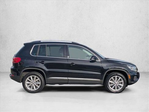Used 2017 Volkswagen Tiguan Wolfsburg Edition image 4