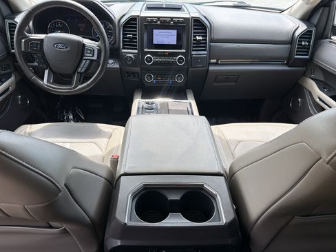 Used 2021 Ford Expedition Limited AWD/4WD image 23
