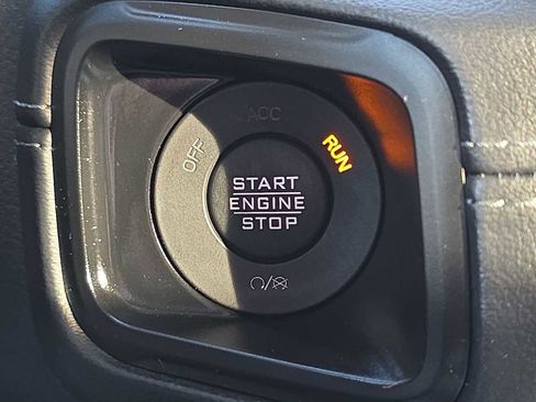 Certified 2024 Jeep Wrangler Unlimited Rubicon image 24