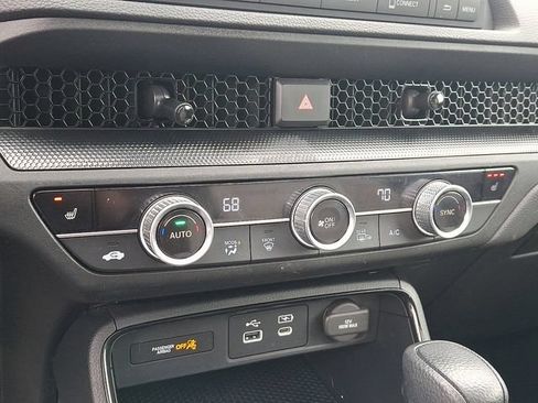 Certified 2023 Honda CR-V EX image 17