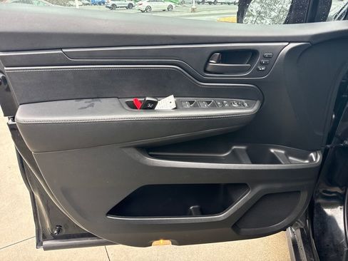 Used 2024 Honda Odyssey EX-L image 14