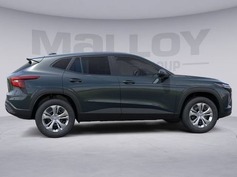 New 2026 Chevrolet Trax LS FWD image 6