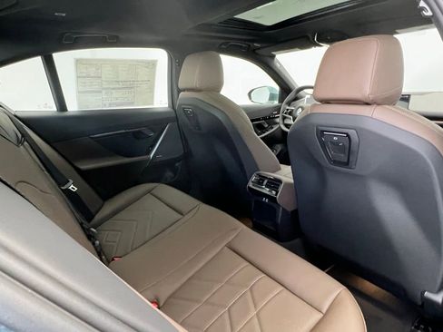 Used 2026 BMW 530i w/ Convenience Package RWD image 8