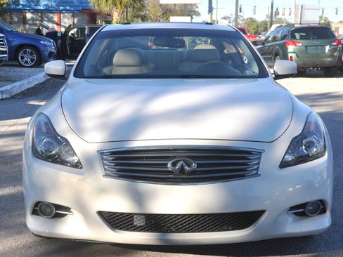 Used 2011 INFINITI G37 Journey w/ Premium Pkg image 40
