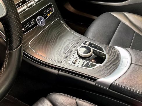 Used 2019 Mercedes-Benz C 300 Sedan image 15