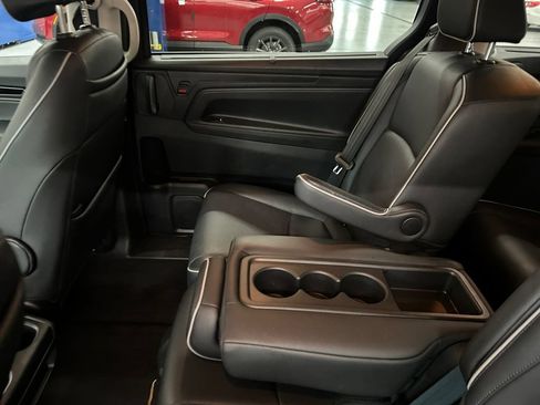Certified 2025 Honda Odyssey Touring image 19