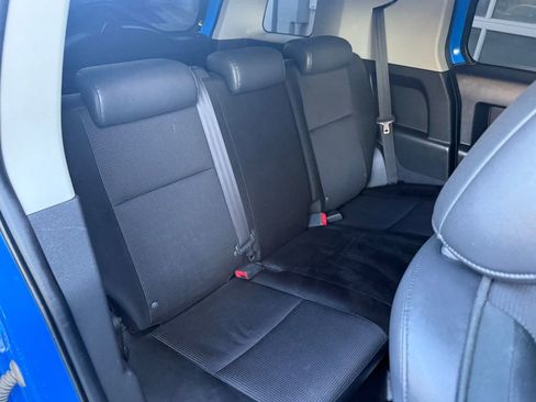 Used 2008 Toyota FJ Cruiser 4WD image 25