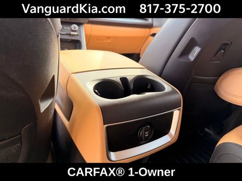 Certified 2024 Kia Carnival LX image 25