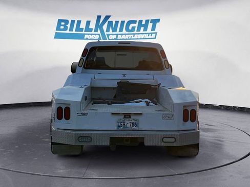 Used 2004 Ford F550 2WD Crew Cab Super Duty image 4