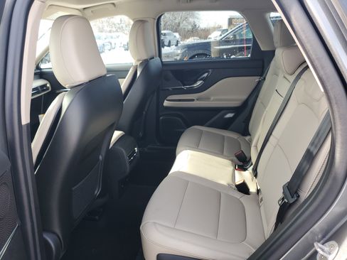 New 2026 Lincoln Corsair Premiere image 25