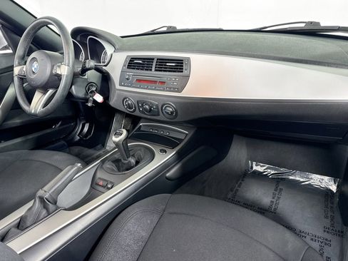 Used 2007 BMW Z4 3.0i image 25