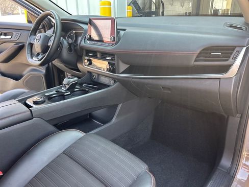 Used 2025 Nissan Rogue Rock Creek w/ Rock Creek Premium Package AWD/4WD image 41