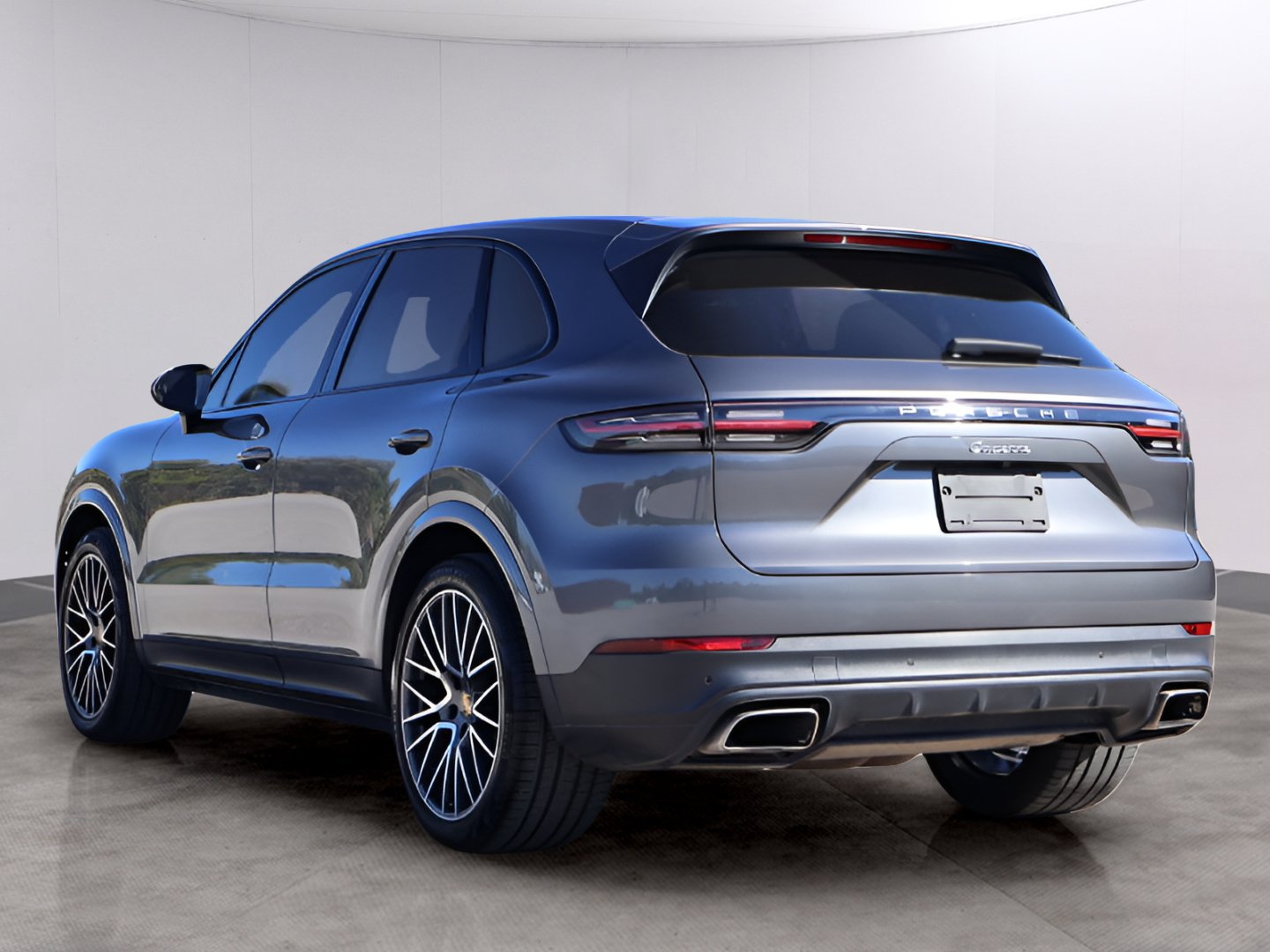 Used 2020 Porsche Cayenne AWD/4WD image 3