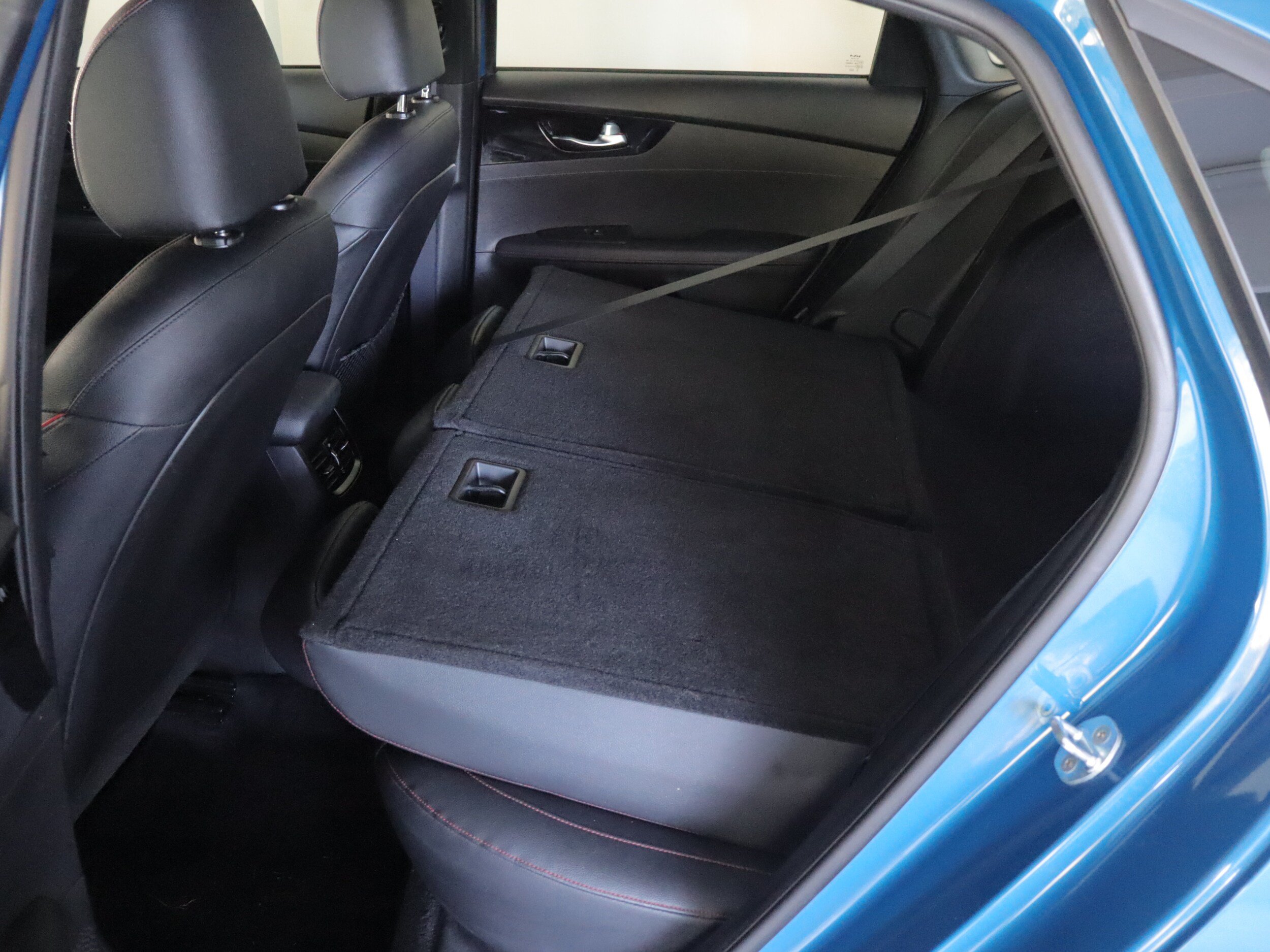 Used 2023 Kia Forte GT w/ GT2 Package FWD image 22