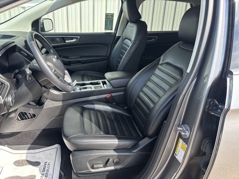 Used 2022 Ford Edge SEL w/ Convenience Package image 12