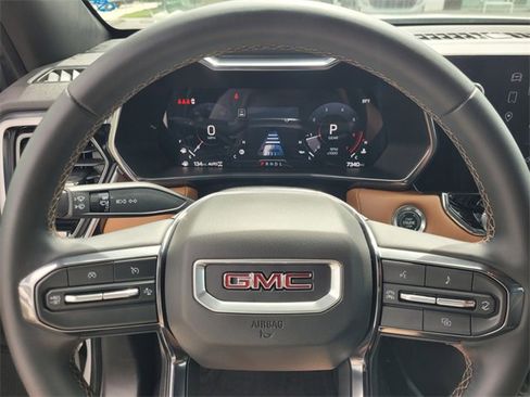 New 2025 GMC Canyon AT4 image 26