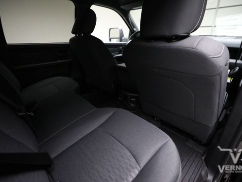 New 2026 RAM 3500 Tradesman AWD/4WD image 12