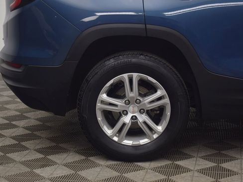 Used 2024 GMC Terrain SLE w/ Driver Convenience Package image 31