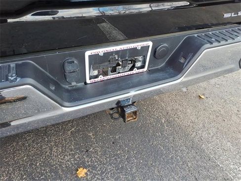 Used 2022 GMC Sierra 1500 SLE image 16