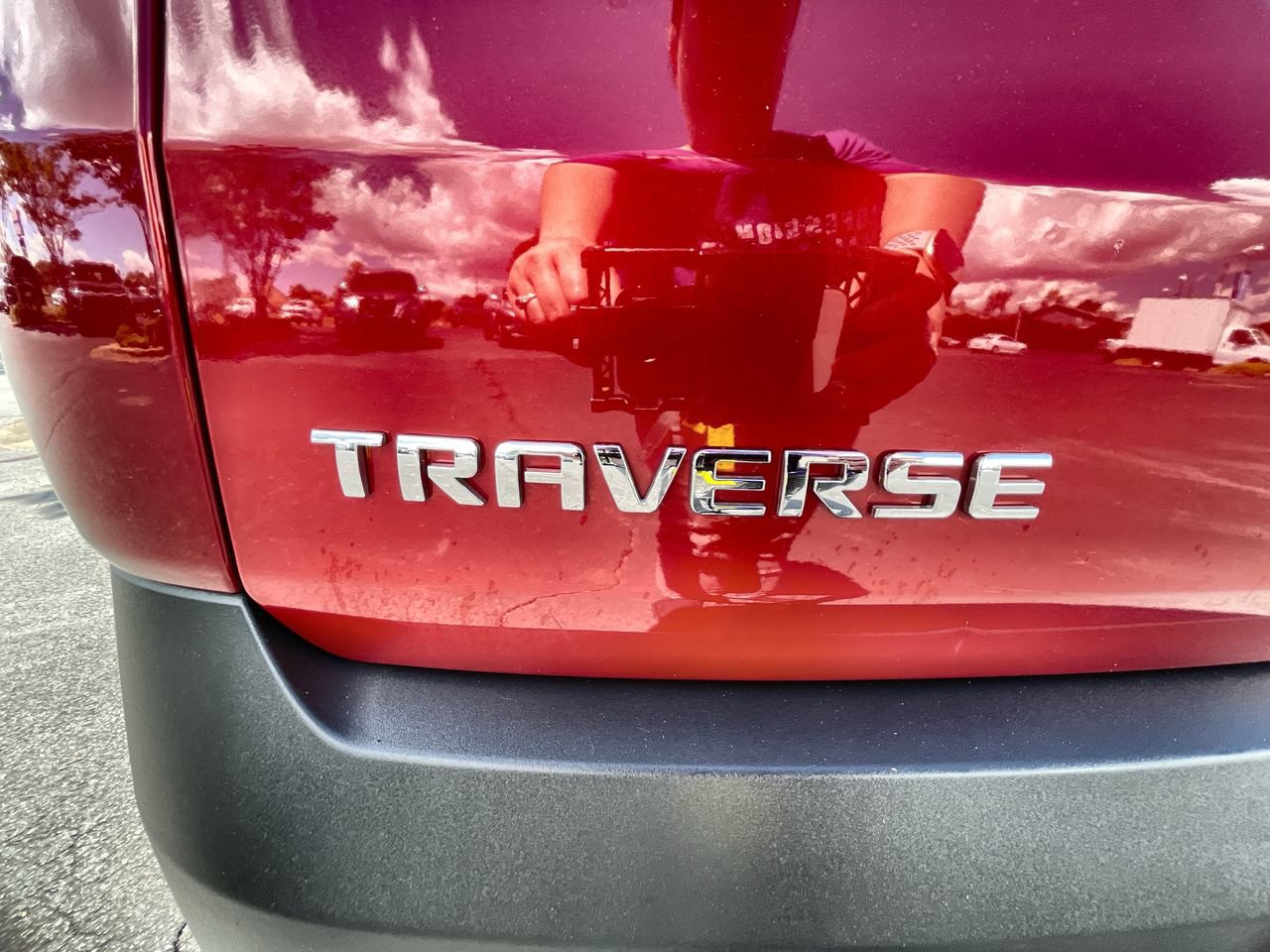 Used 2023 Chevrolet Traverse LT FWD image 30