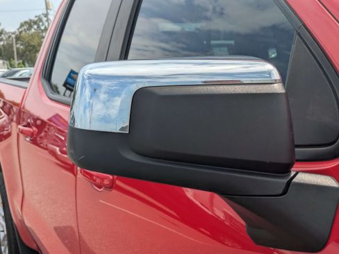 Used 2023 Chevrolet Silverado 1500 LT w/ Leather Package AWD/4WD image 11