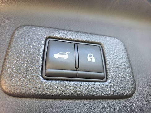 Used 2023 Nissan Armada Platinum w/ Captain's Chairs Package AWD/4WD image 8