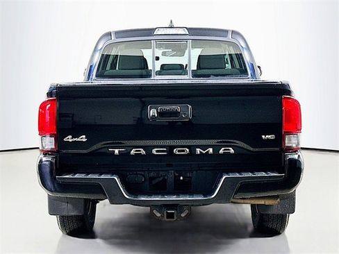 Used 2020 Toyota Tacoma SR image 6