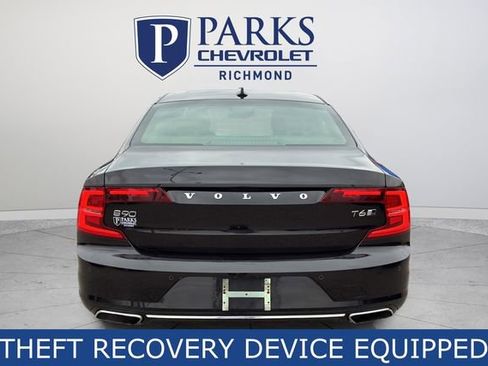 Used 2020 Volvo S90 T6 R-Design image 7