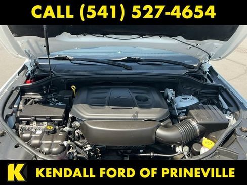 Used 2019 Jeep Grand Cherokee Laredo AWD/4WD image 24