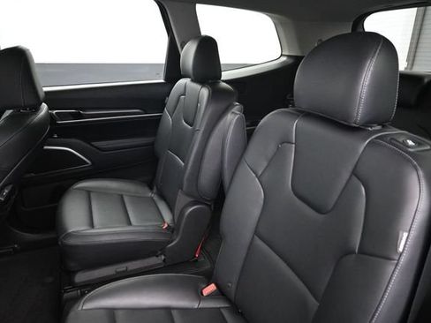 Used 2024 Kia Telluride S w/ S Sunroof Package AWD/4WD image 28