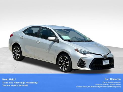 Used 2017 Toyota Corolla SE w/ Carpet Mat Package (TMS) FWD image 3