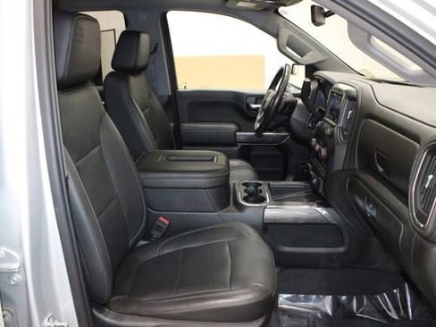 Used 2019 Chevrolet Silverado 1500 LTZ w/ LTZ Convenience Package image 17