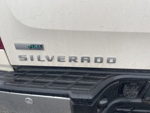 Used 2010 Chevrolet Silverado 1500 LTZ w/ White Diamond Tricoat Edition image 5